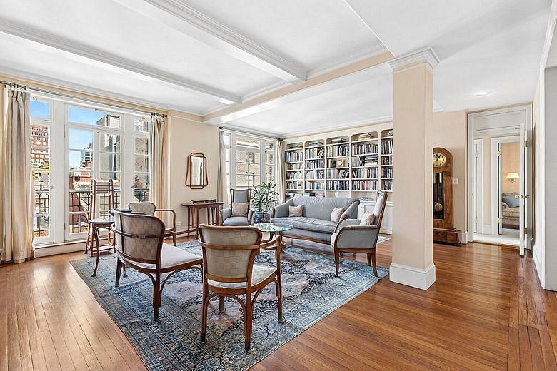 122 East 82nd Street #8AD