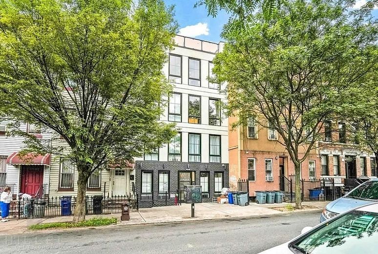 122 Palmetto Street #3L