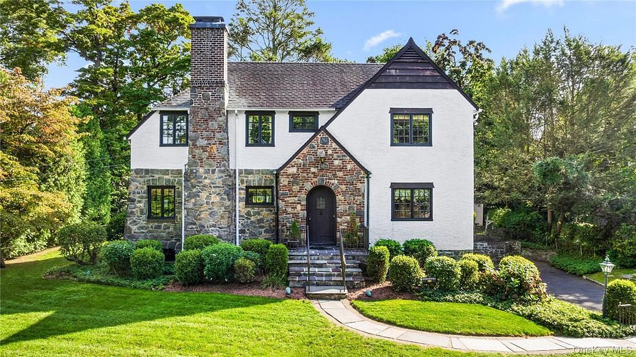 122 Sunset Road
