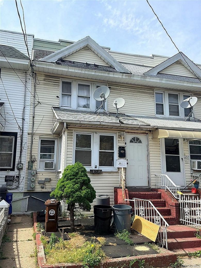 123-15 95th Avenue
