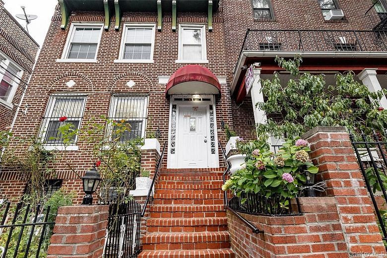 123 W 227th Street