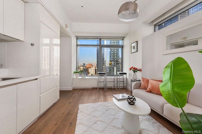 123 Washington Street #30F