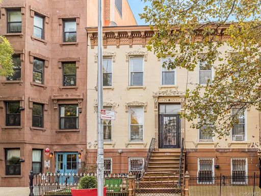 Image 1 of 26 for 392 Quincy Street in Brooklyn, Bedford-Stuyvesant, NY, 11216