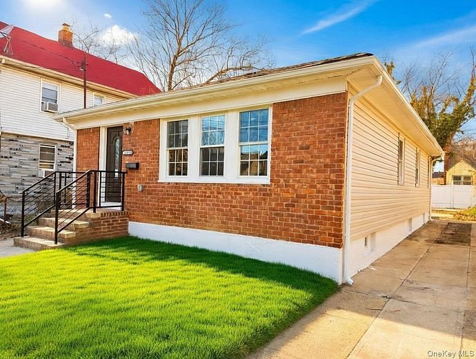 12323 Milburn Street