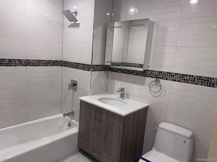 124-28 Queens Blvd. #11C