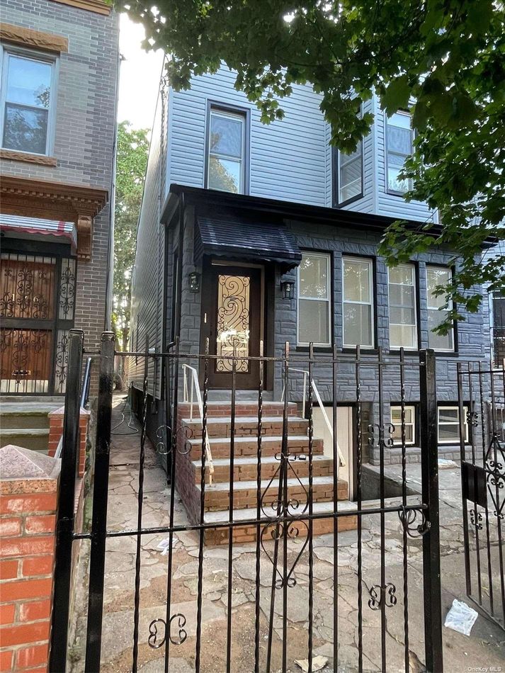 Image 1 of 23 for 124 Norwood Avenue in Brooklyn, Cypress Hills, NY, 11208