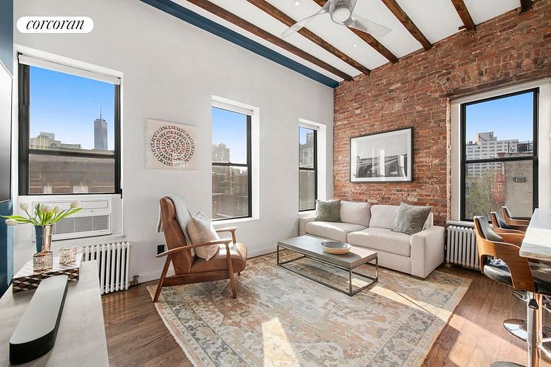 124 Thompson Street #26