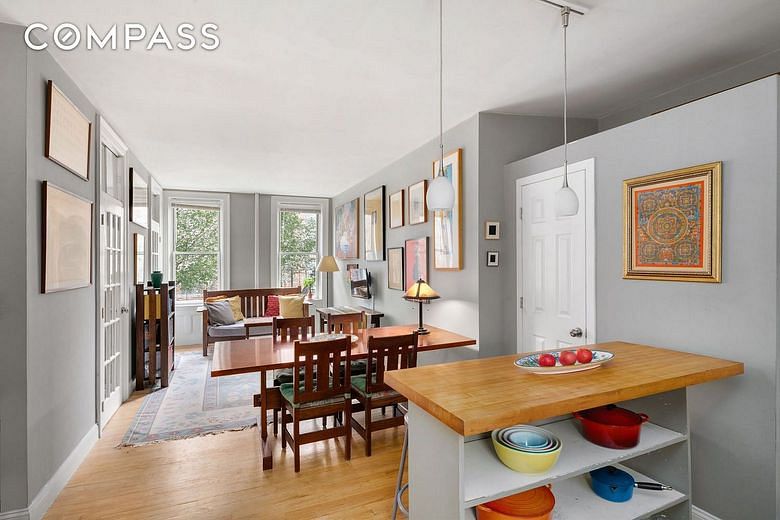 124 Thompson Street #7