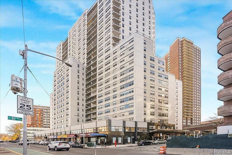 125-10 Queens Boulevard #1411