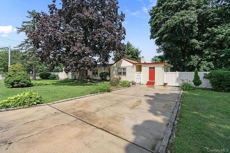 125 1st Street