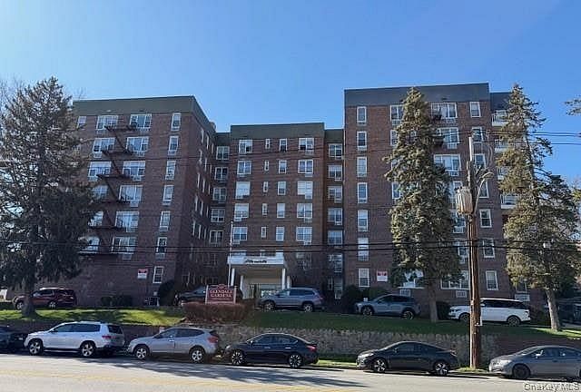 125 Bronx River Road #7A