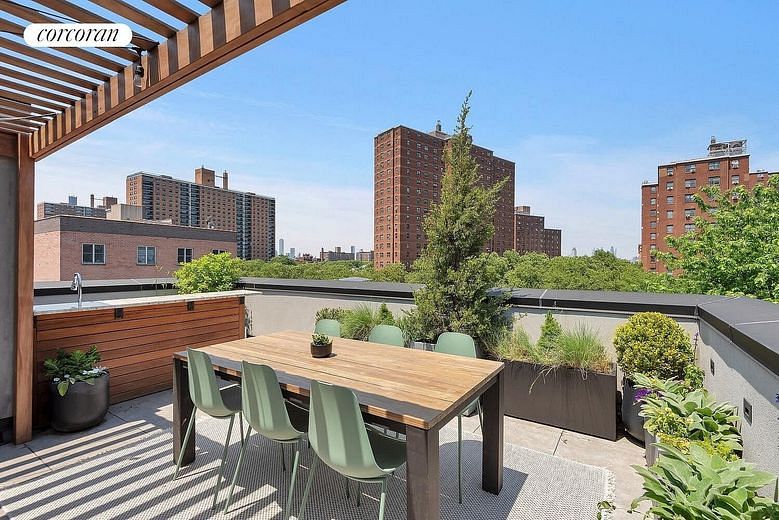 125 Clifton Place #6