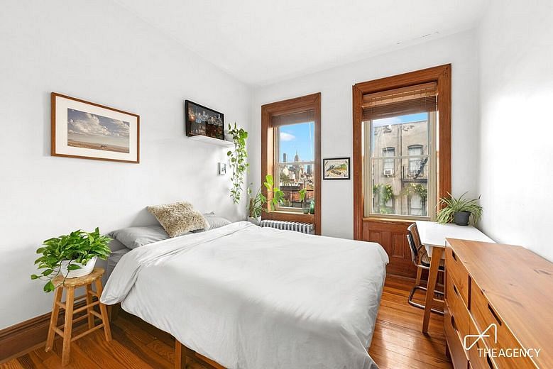 125 East 4th Street #26