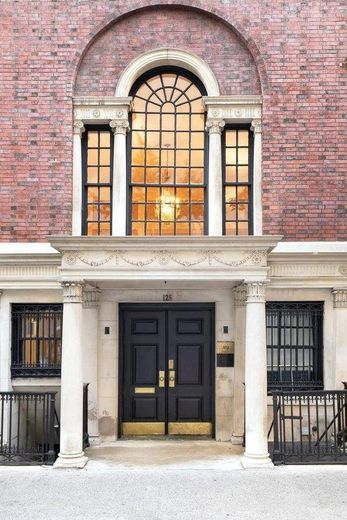 125 East 69th Street #EntireBui