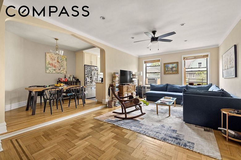 125 Hawthorne Street #2D