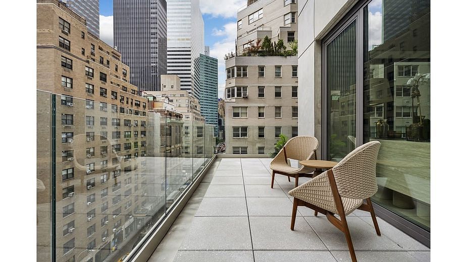 126 East 57th Street #1903