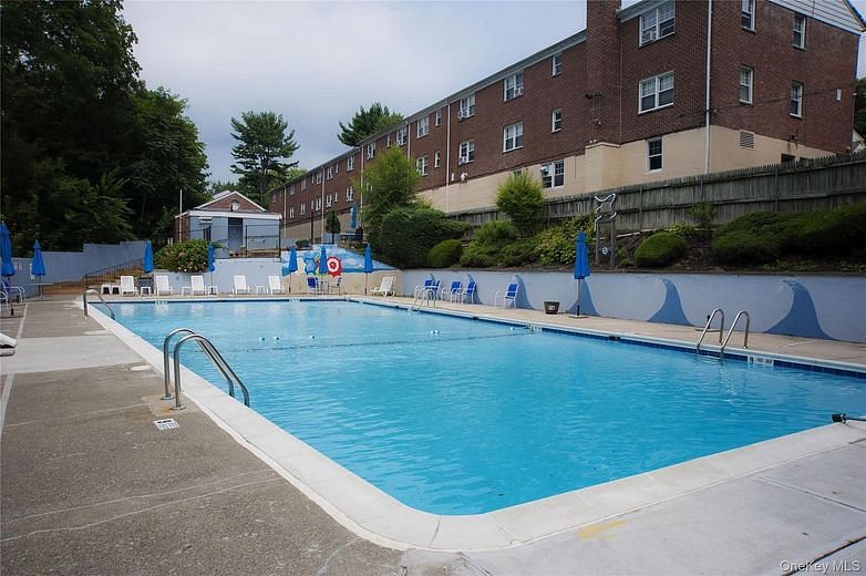 126 Underhill Avenue #1B