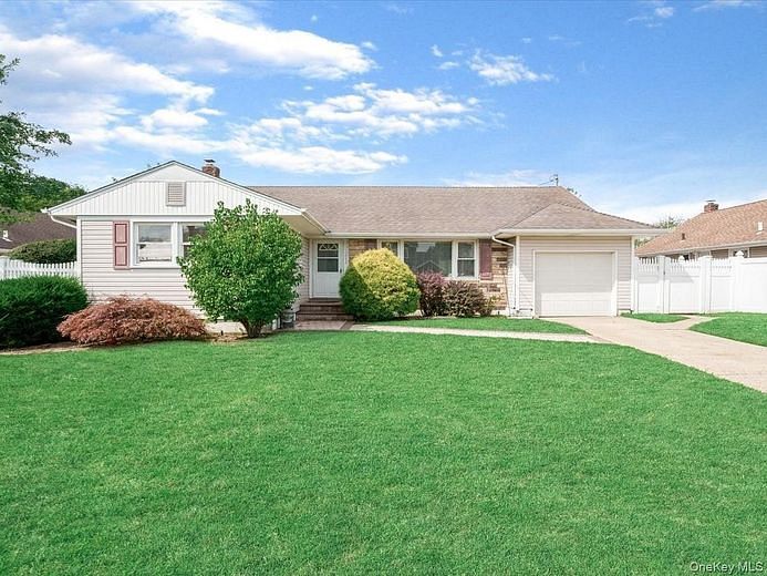 1262 Barberry Road
