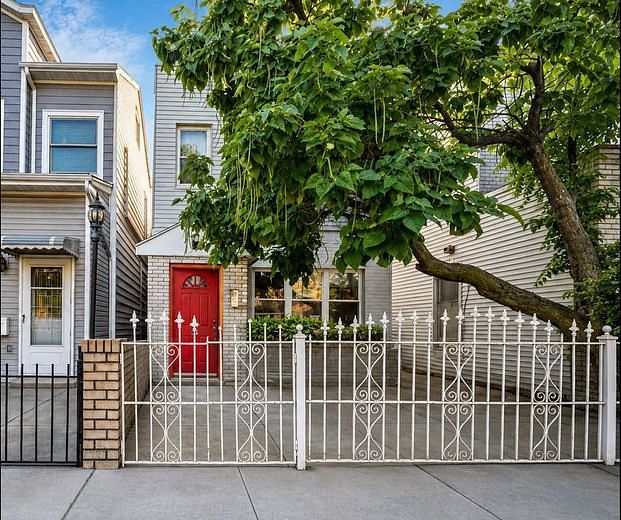 1268 Prospect Avenue