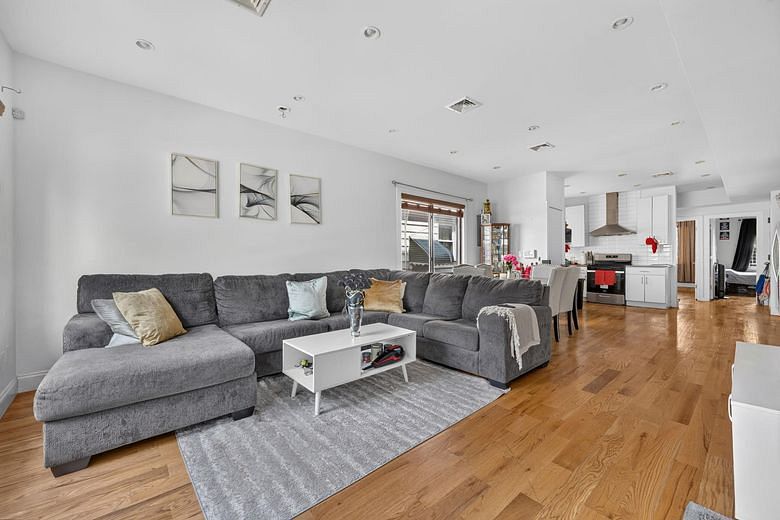 1269 East 94th Street