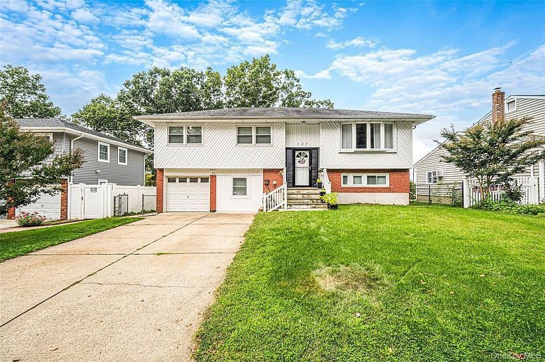 127 Iceland Drive