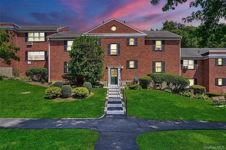 127 S Highland Avenue #A4