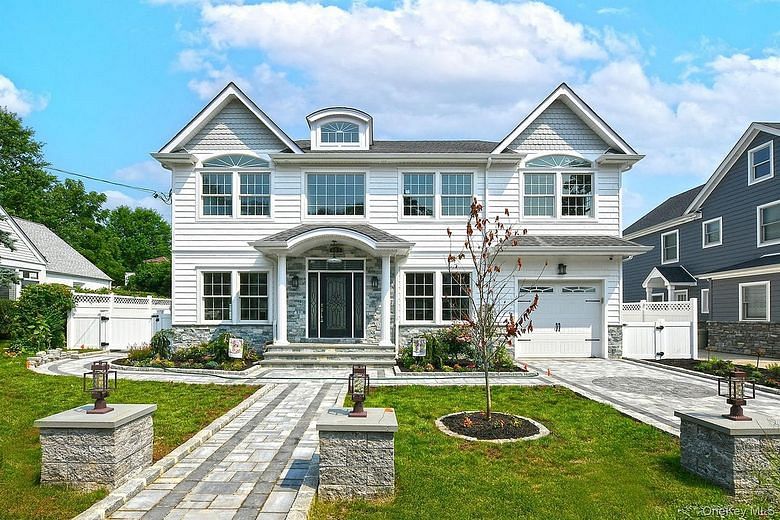127 Vanderbilt Avenue