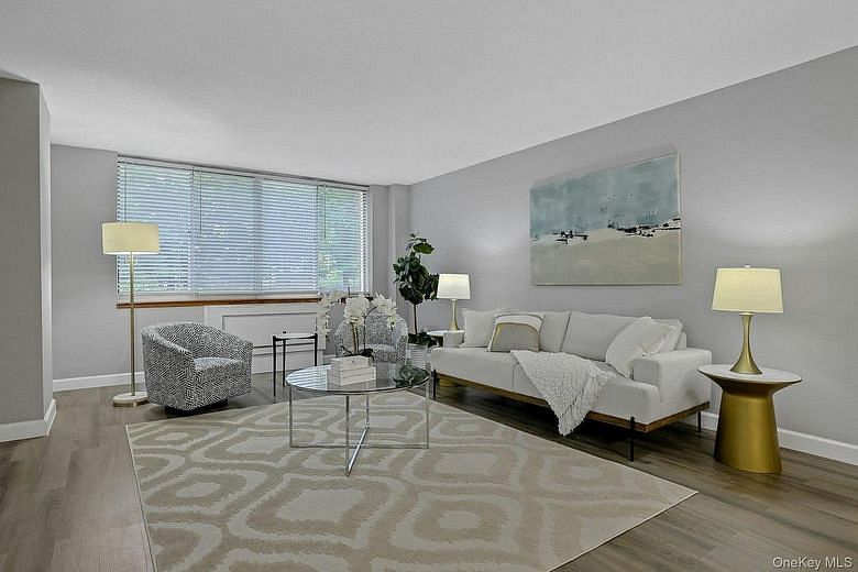 1270 North Avenue #1h