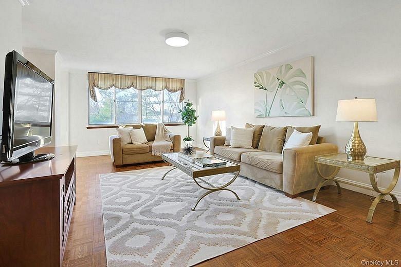 1270 North Avenue #3A