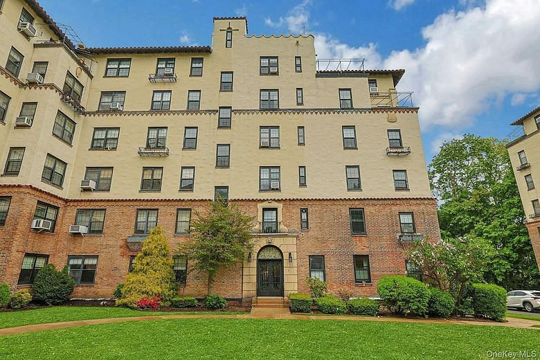 1273 North Avenue #1E