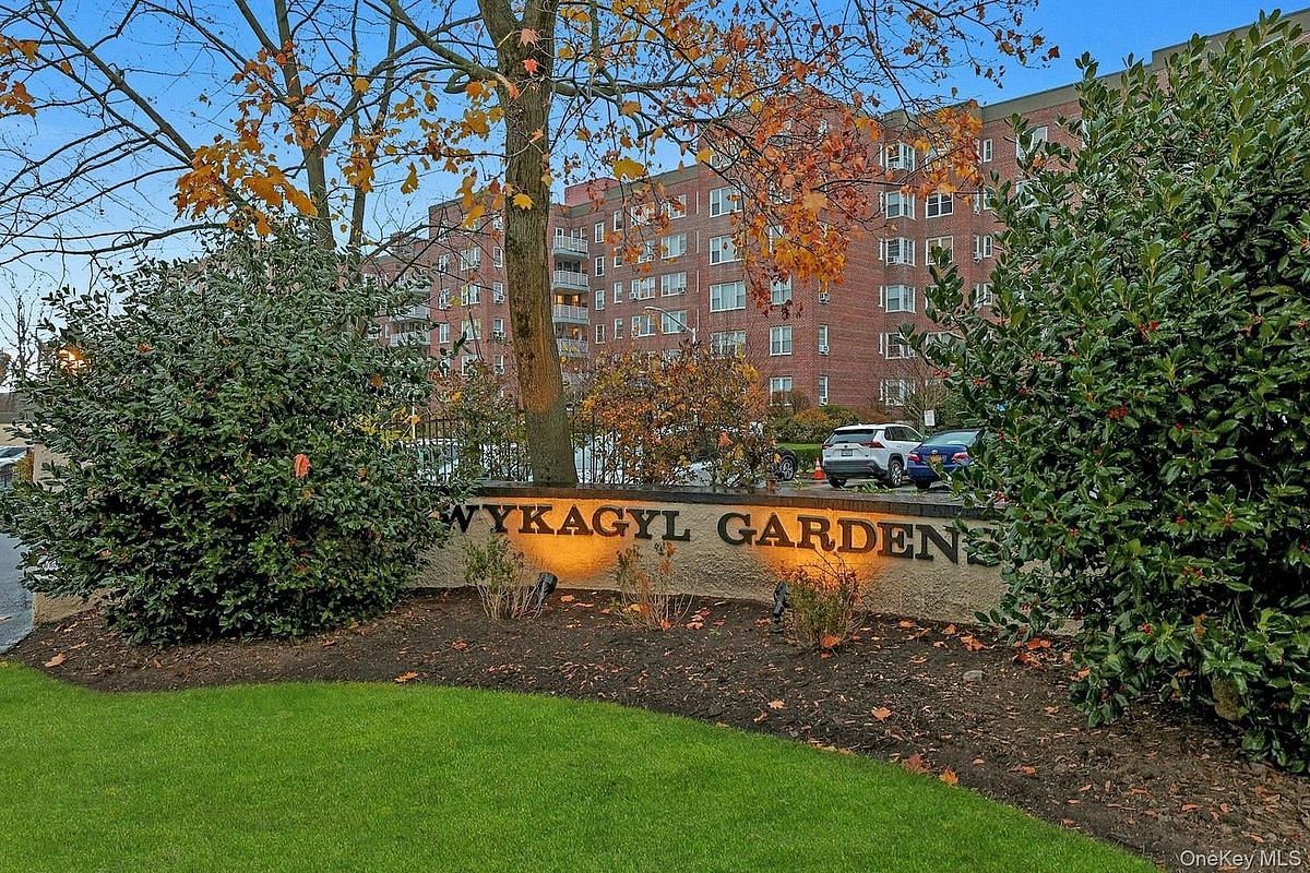 Image 1 of 23 for 1273 North Avenue #1F-8 in Westchester, New Rochelle, NY, 10804