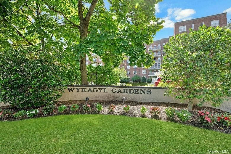 1273 North Avenue #3F