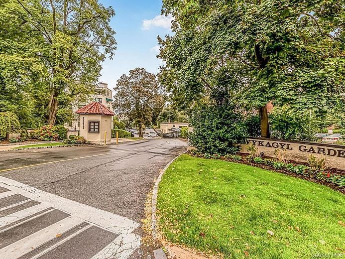 1273 North Avenue #Entrance 2