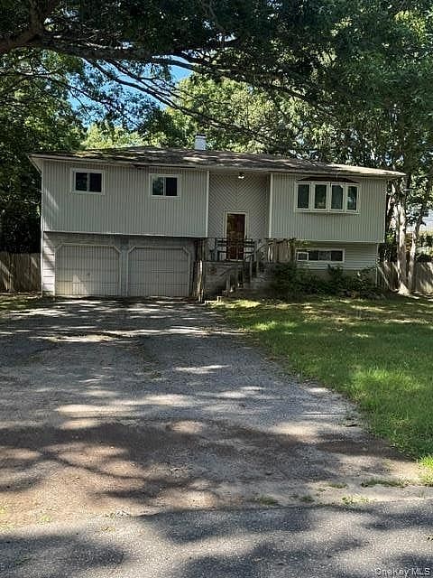 128 Blake Avenue