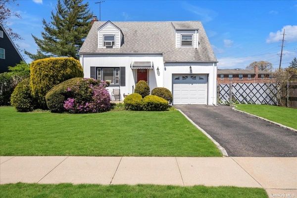 Image 1 of 15 for 128 Cedarlawn Boulevard in Long Island, Valley Stream, NY, 11580