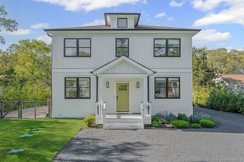 128 Priscilla Avenue