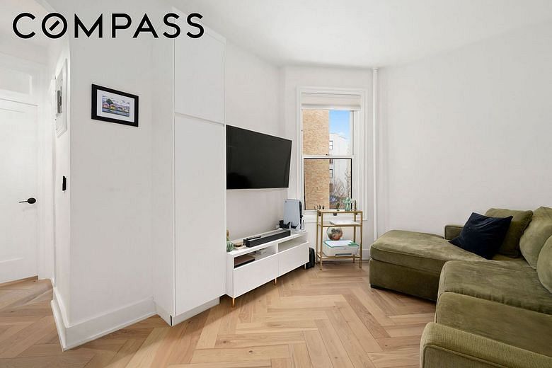 128 West 138th Street #3E