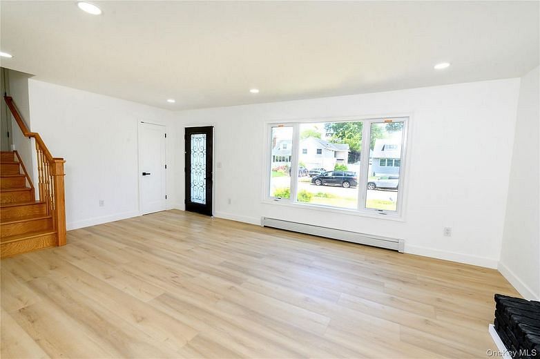 1282 Allen Drive