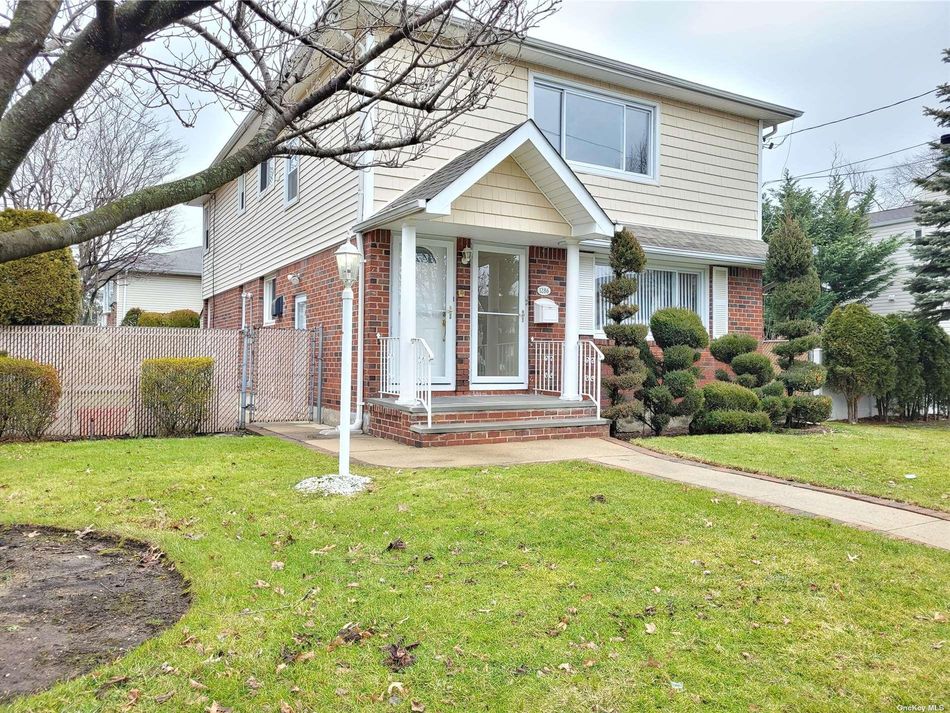 Image 1 of 30 for 1286 Langdon Street in Long Island, Elmont, NY, 11003