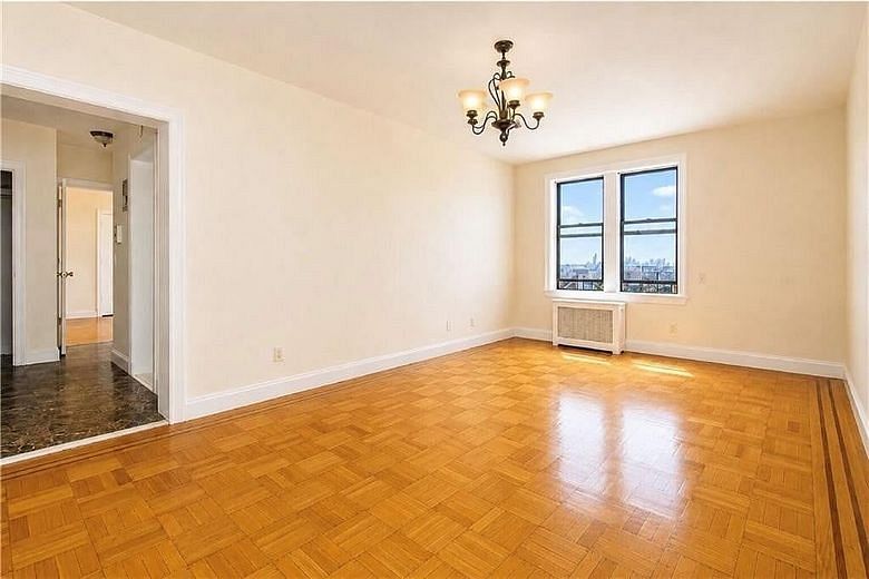 1289 East 19th Street #F7
