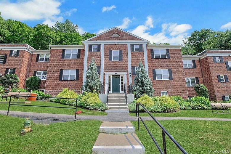 129-1 S Highland Avenue #B3