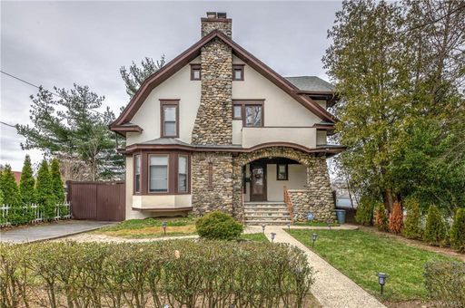 Image 1 of 31 for 129 Buckingham Road in Westchester, Yonkers, NY, 10701