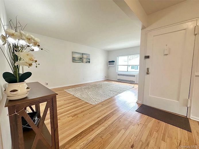 129 Fenimore Rd #129B