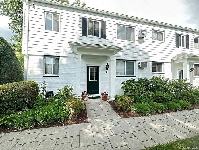129 Fenimore Rd #129B