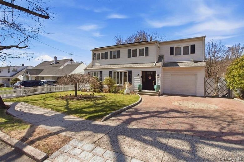 129 Gailmore Drive