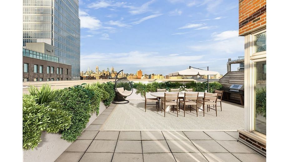 129 Lafayette Street #PHA