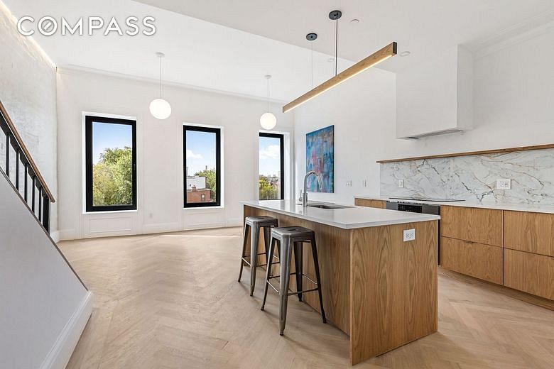 129 Malcolm X Boulevard #4