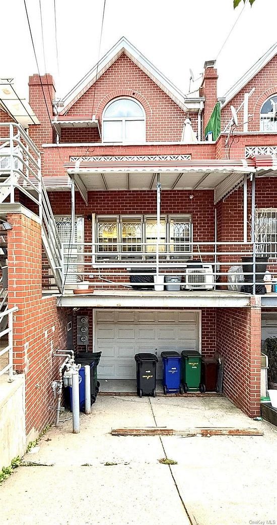 13-03 A 128th St