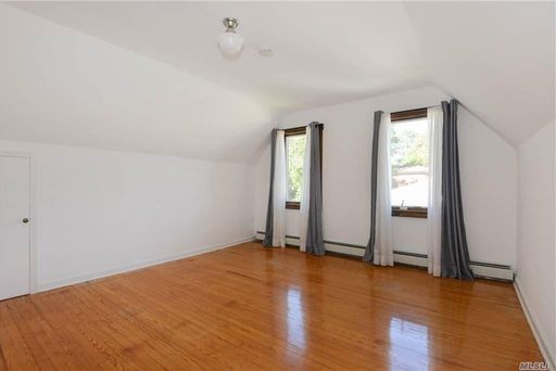 Image 1 of 21 for 13-10 154 Street in Queens, Beechhurst, NY, 11357