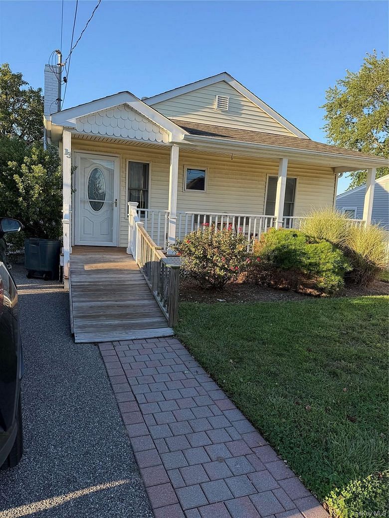 13 Barry Road